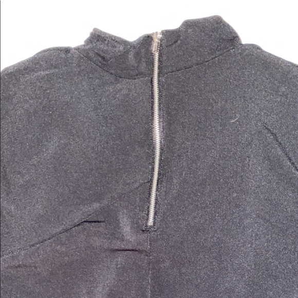 New York & Company Cut Out Top - Picture 2 of 3